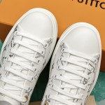 Louis Vuitton Time Out Sneaker 1AAVV2