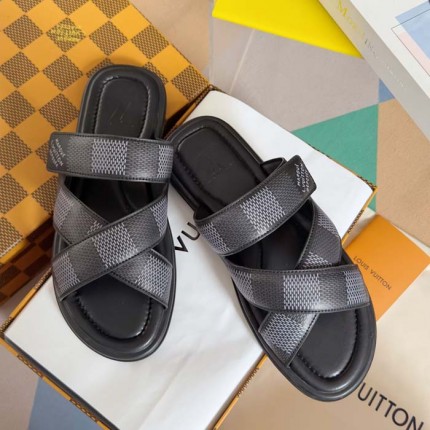 Louis Vuitton LV Venice Mule Black