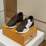 LV Run Away Sneaker 1A9UZS