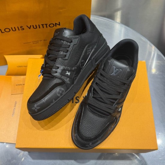 LV Trainer Sneaker 1ADH4C