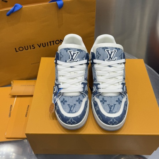 LV Trainer Sneaker 1ADHHX