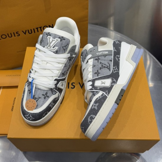 LV Trainer Sneaker 1ADHIG 