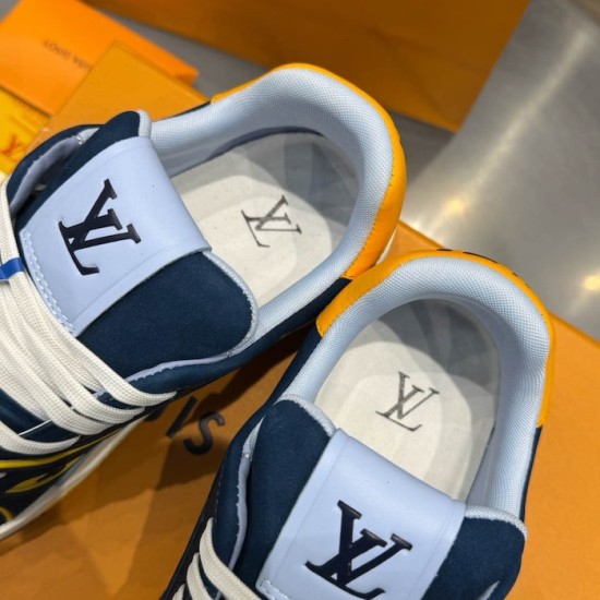 LV Trainer Sneaker 1ADHUU