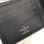 LV x supreme slender wallet black M60332