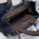 Louis Vuitton OnTheGo GM M59005