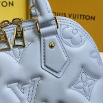 Louis Vuitton Alma BB Bag LV M59822