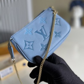 Replica LV Mini Pochette Accessoires Bag