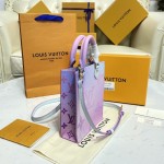 Louis Vuitton Petit Sac Plat Bag LV M81341