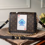 LV Game on Dauphine MM M57448