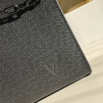 LV Taiga Leather Robusto Briefcase Bag M30591