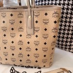 McM Medium Reversible Liz Shopper Bag Beige