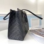 LV Monogram Empreinte Onthego GM M44925