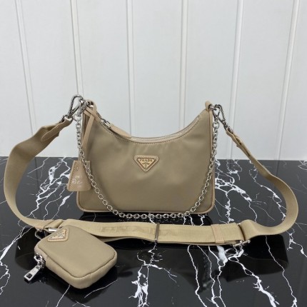 Prada Re-Edition 2005 nylon shoulder bag Beige