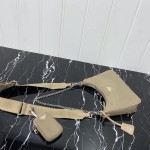 Prada Re-Edition 2005 nylon shoulder bag Beige