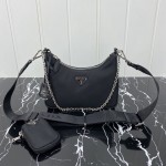 Prada Re-Edition 2005 nylon shoulder bag Black