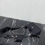 Prada Re-Edition 2005 nylon shoulder bag Black