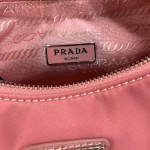 Prada Re-Edition 2005 nylon shoulder bag Pink