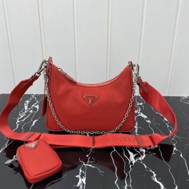 Prada Re-Edition 2005 nylon shoulder bag Red