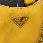 Prada Re-Edition 2005 nylon shoulder bag Yellow