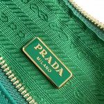 Prada Re-Edition 2005 Saffiano leather bag Green