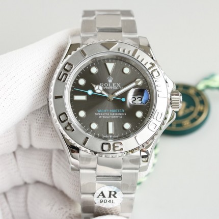 Rolex Yacht-Master 40 mm Oystersteel and platinum Black Face