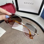 Gucci Aviator metal sunglasses Clean