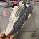 Yeezy Boost 700 Magnet