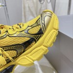 Balenciaga 3XL Trainers Sneaker in Yellow