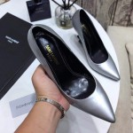 YSL opyum pump in patent leather with black heel silver